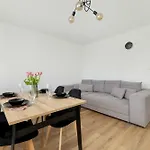 Jasny Z Balkonem By Renters Apartment Kolobrzeg
