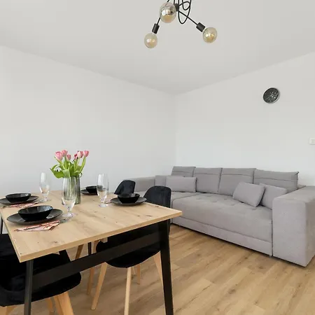 Apartman Jasny Z Balkonem By Renters Kołobrzeg
