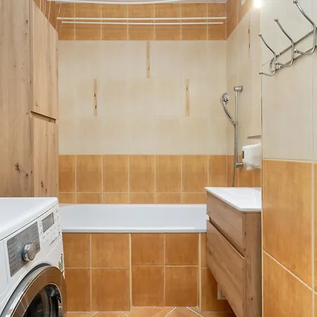 Jasny Z Balkonem By Renters Kołobrzeg